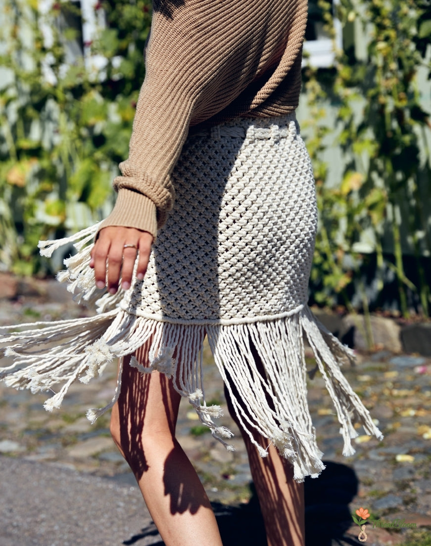 macrame patterns, wearable macrame, macrame jewelry, macrame necklace, macrame earrings, macrame top, macrame skirt, boho macrame, boho fashion, boho jewelry, DIY macrame, macrame tutorial, macrame guide, step by step macrame, macrame ebook, pdf macrame patterns, handmade fashion, diy jewelry making, fiber art, knotting patterns, advanced macrame, beginner macrame patterns, craft patterns, diy accessories, wearable weaves